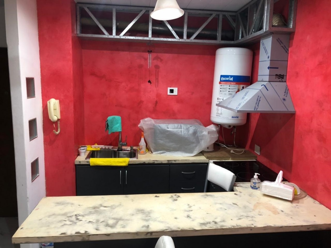 Depto. 1 ambiente - Calle 33 e/2 y Av. Costanera - V7