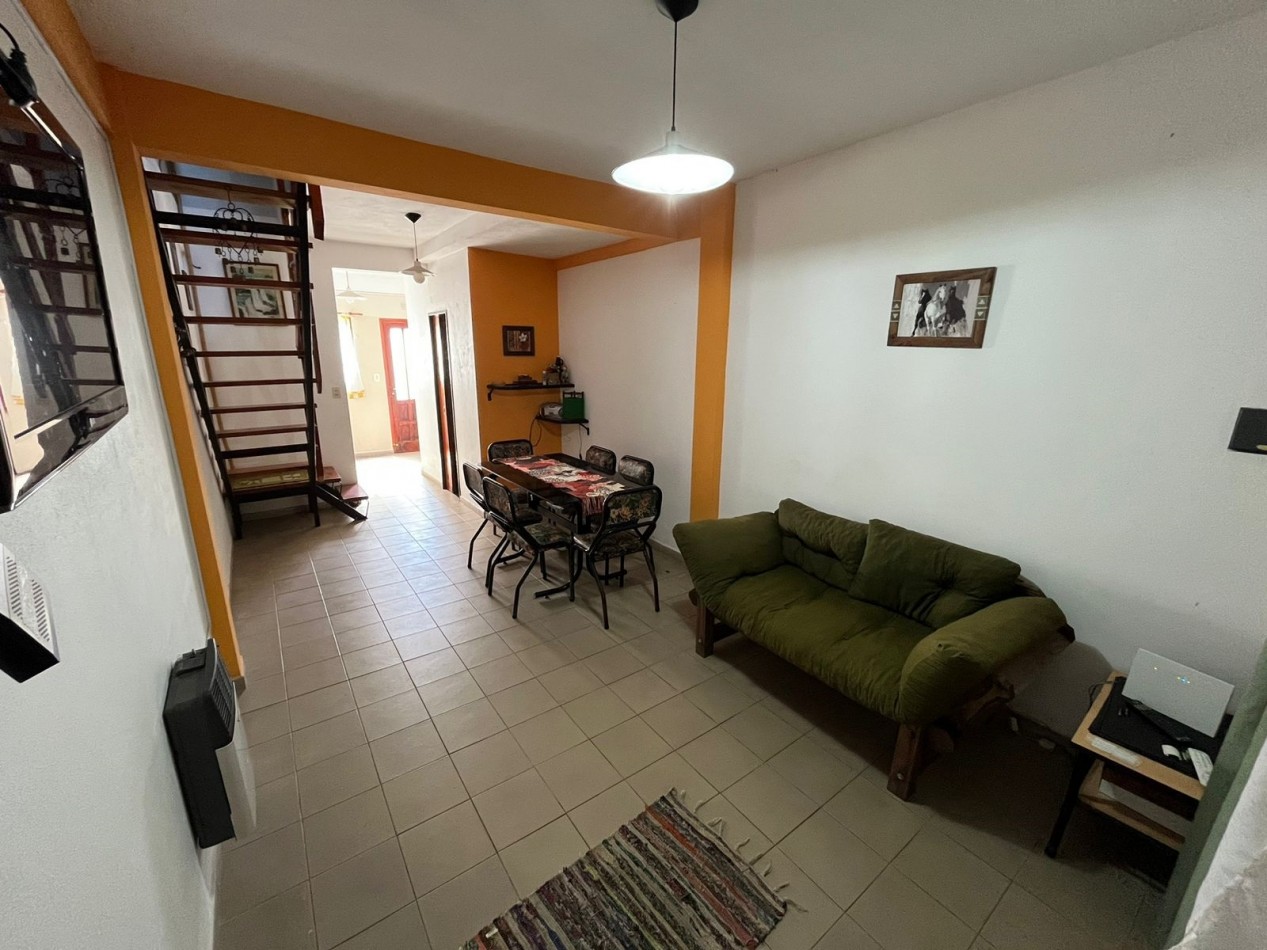 Duplex 4 ambientes - Calle 36 N°465 e/ 4 y 5 - A29