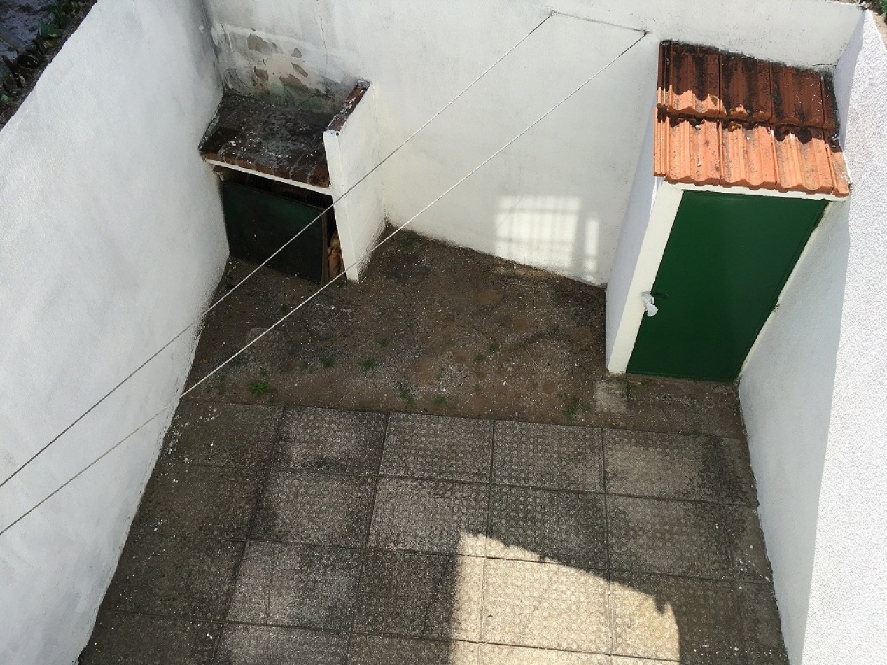 Duplex 3 ambientes - Calle 5 N°650 e/33 y 34 - A13