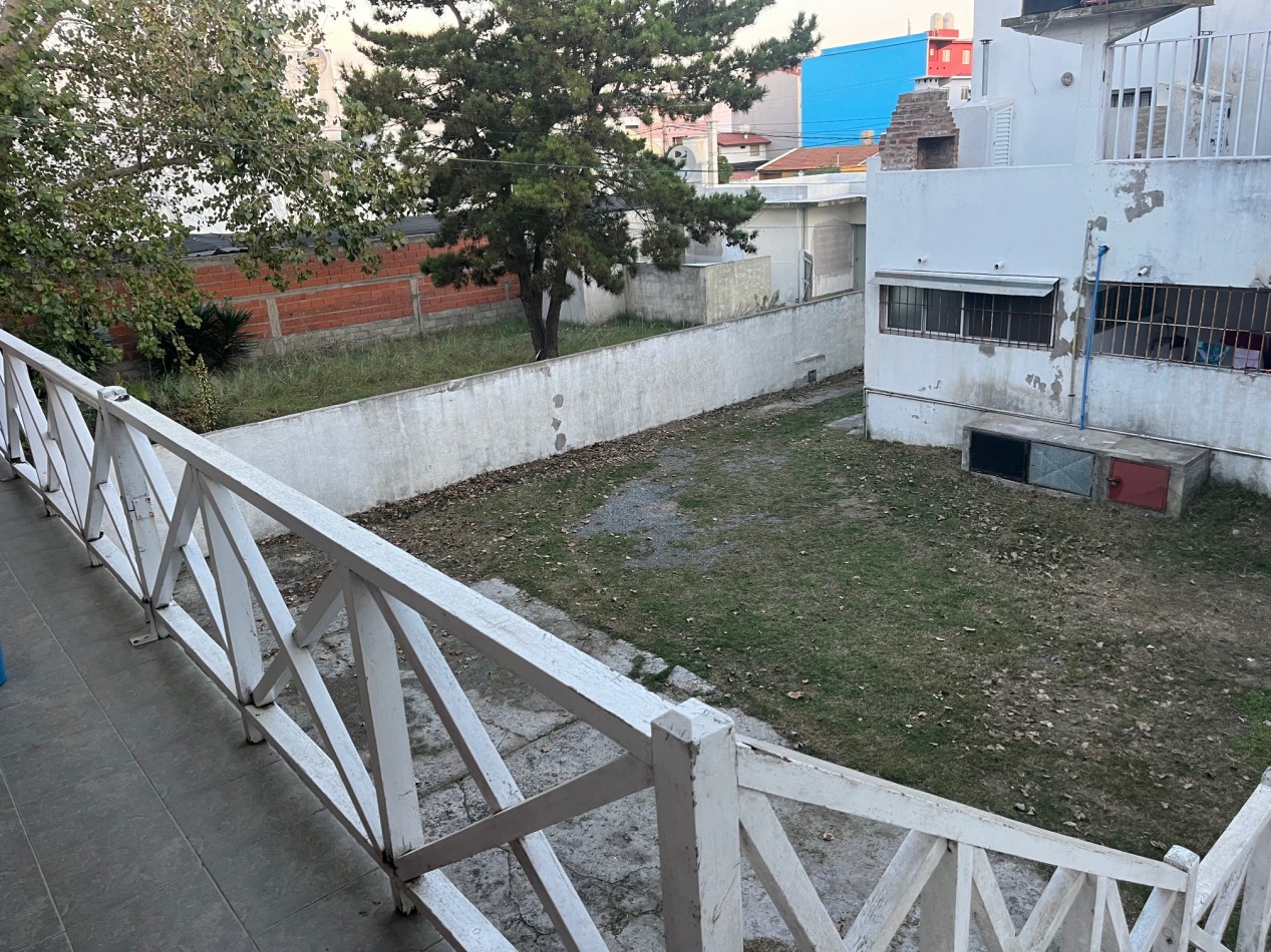 Duplex 3 ambientes - Calle 44 N°167 e/ 1 y 2 - V13