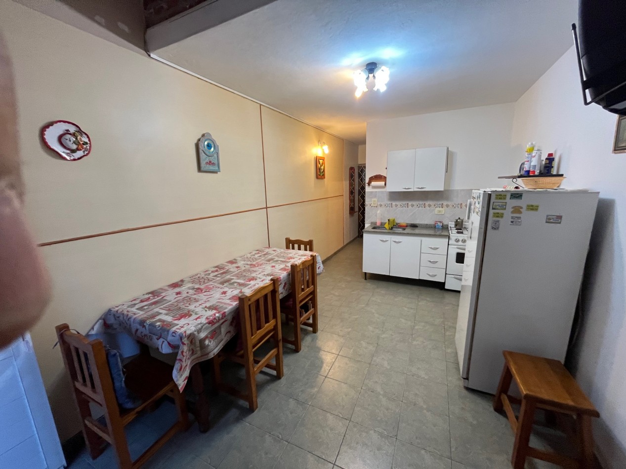 Duplex 3 ambientes - Calle 44 N°167 e/ 1 y 2 - V13