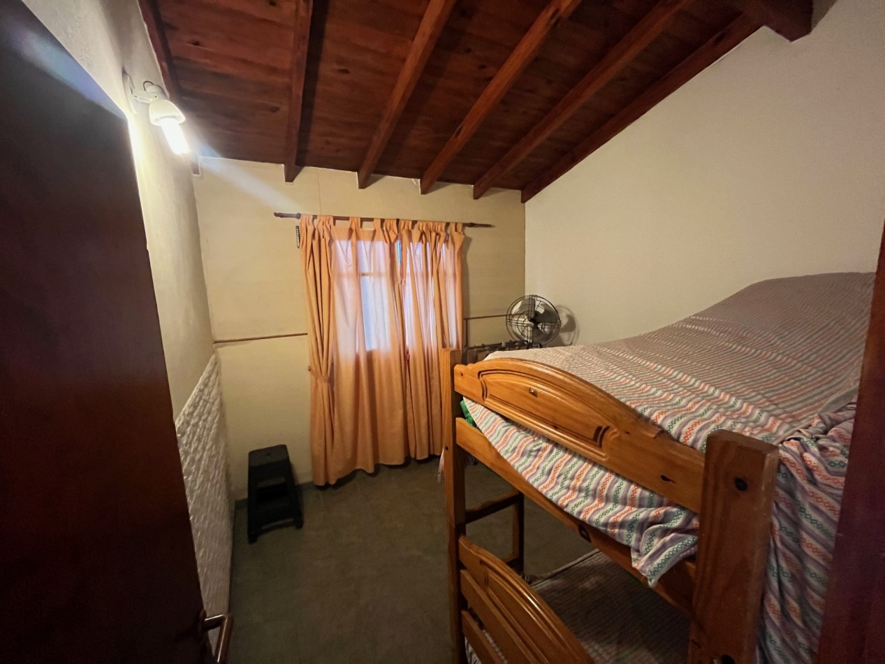 Duplex 3 ambientes - Calle 44 N°167 e/ 1 y 2 - V13