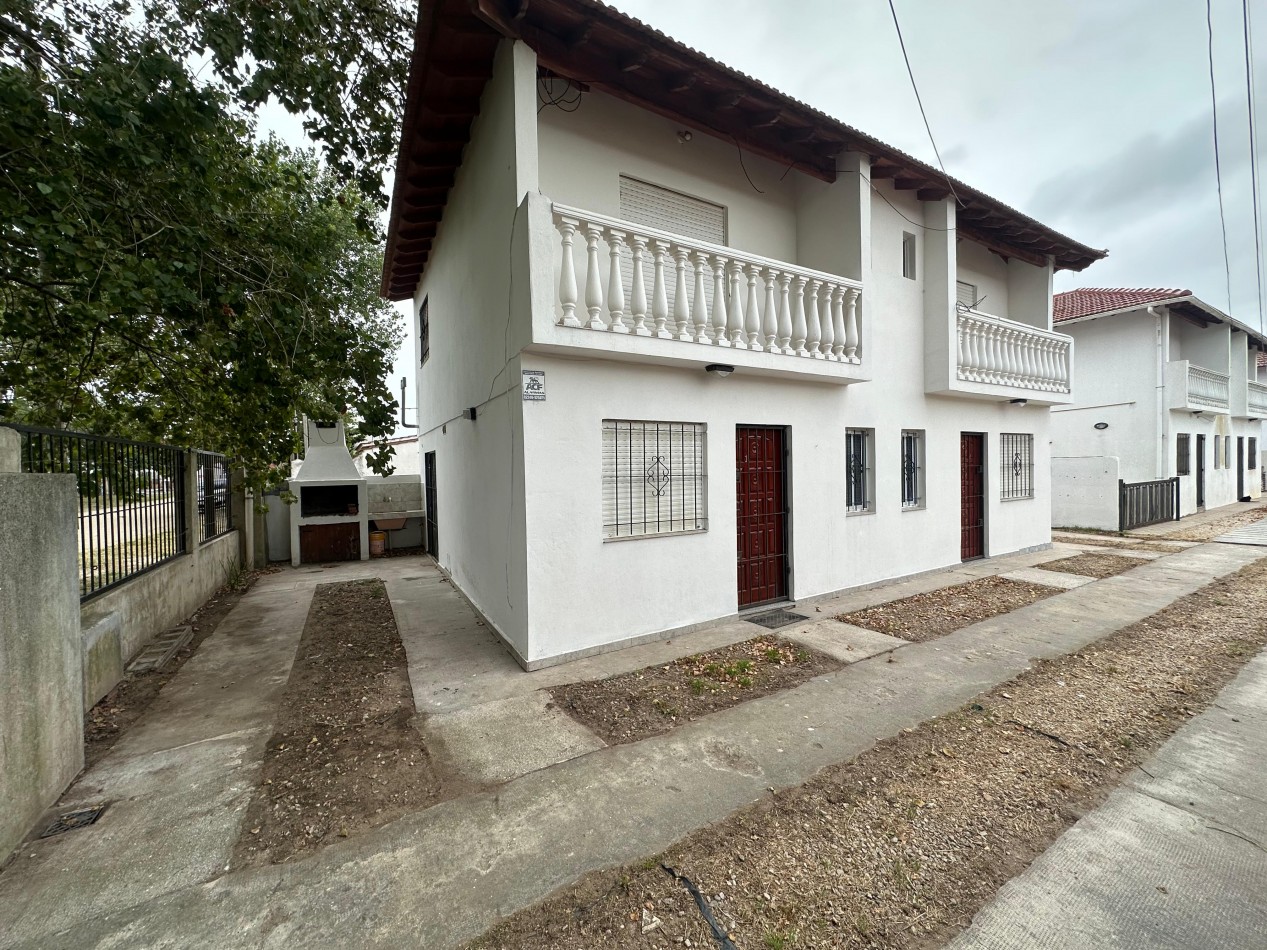 Duplex 3 ambientes - Calle 49 e/ 5 y 6 - V3A