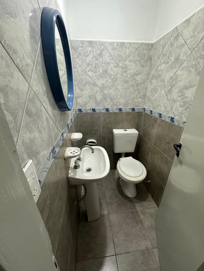Duplex 3 ambientes - Calle 49 e/ 5 y 6 - V3A