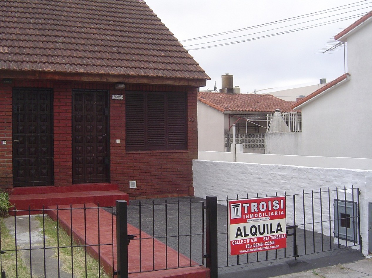 Duplex 3 ambientes - Calle 33 N°661 e/ 6 y 7 - V29