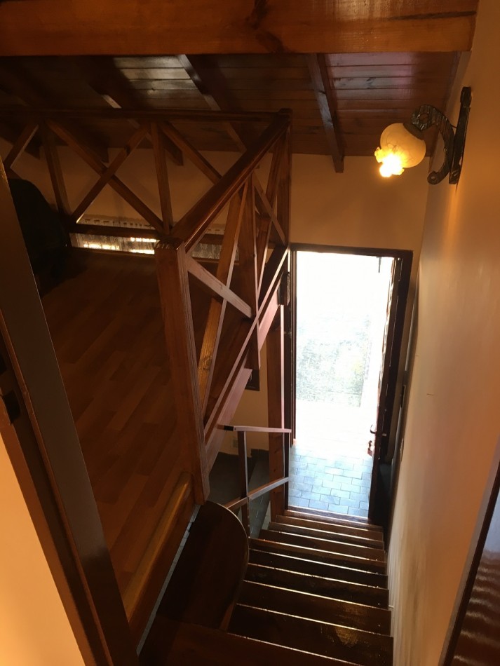 Duplex 3 ambientes - Calle 33 N°661 e/ 6 y 7 - V29