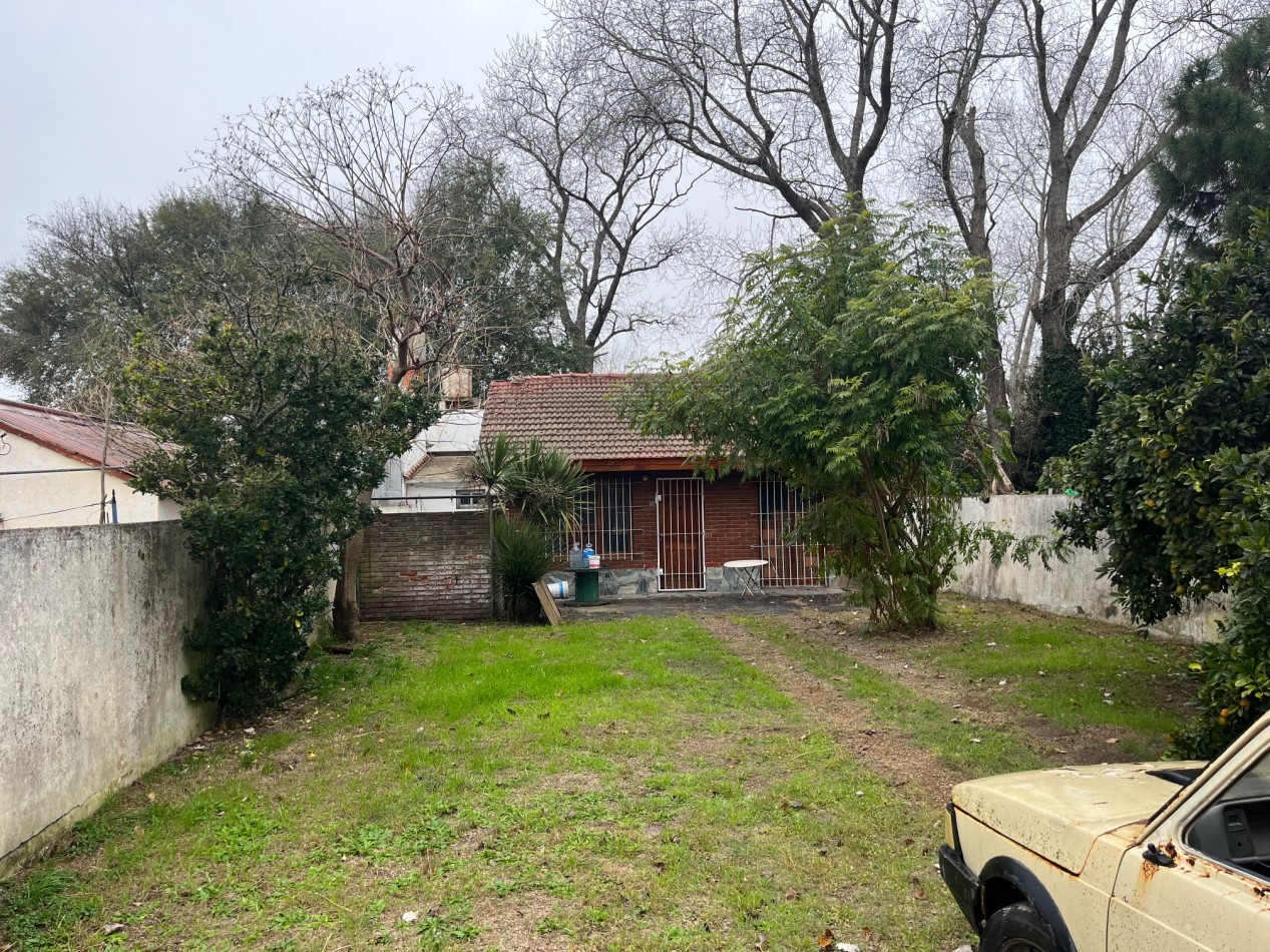 Chalet 4 ambientes - Calle 13 N°1060 e/ 37 y 38 - V34