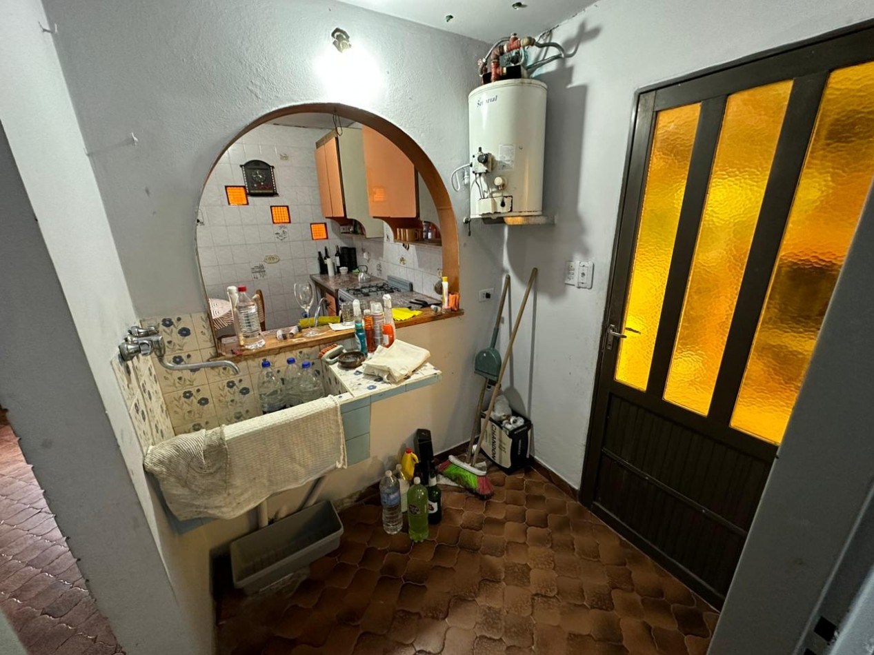 Chalet 4 ambientes - Calle 5 e/ 47 y 48 - V36