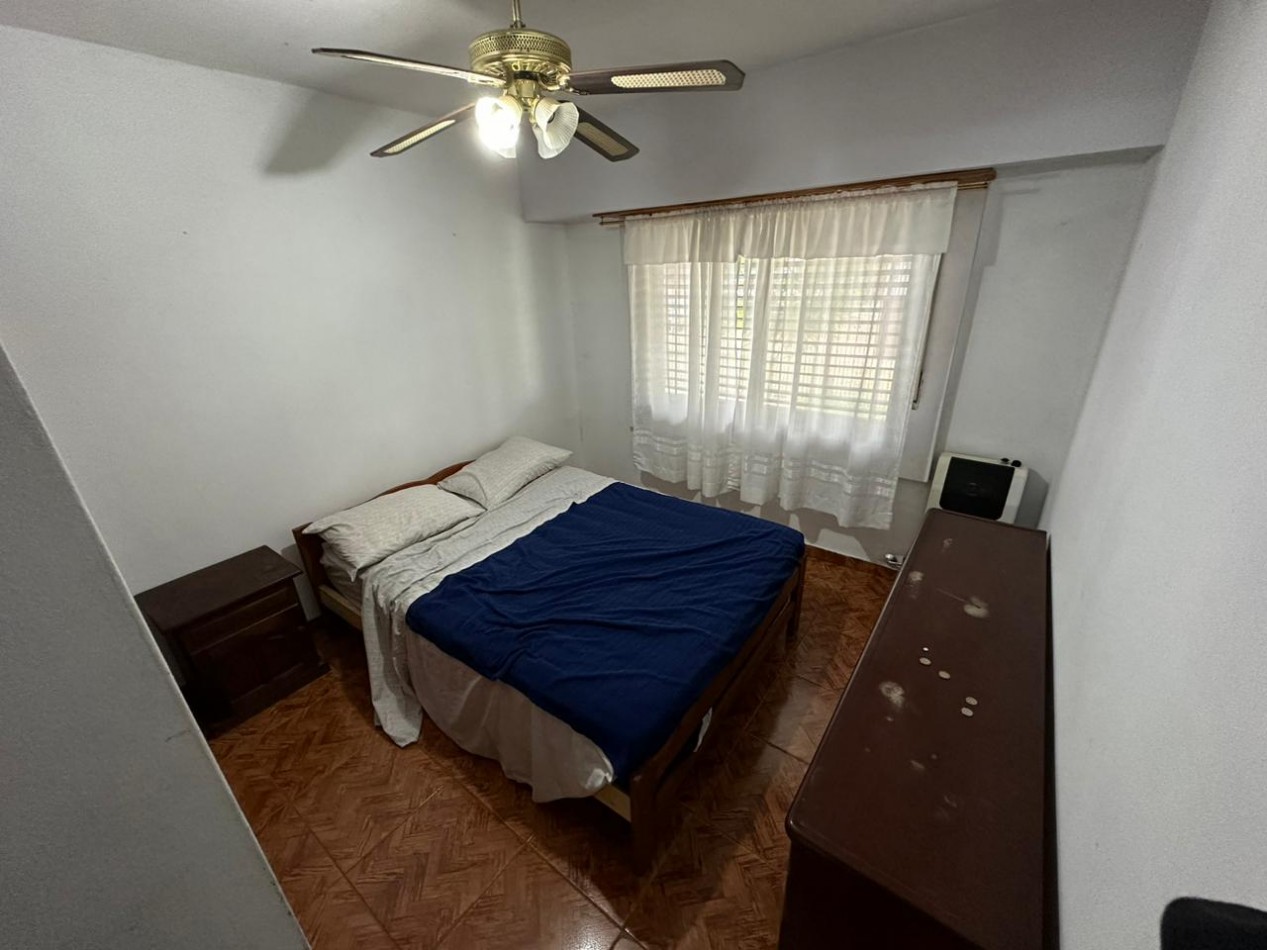 Chalet 4 ambientes - Calle 5 e/ 47 y 48 - V36