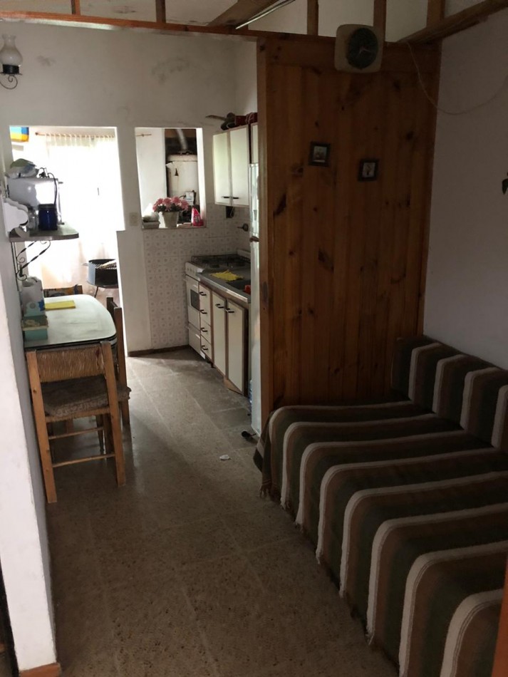Chalet 3 ambientes - Calle 28 N°680 e/ 6 y 7 - V38
