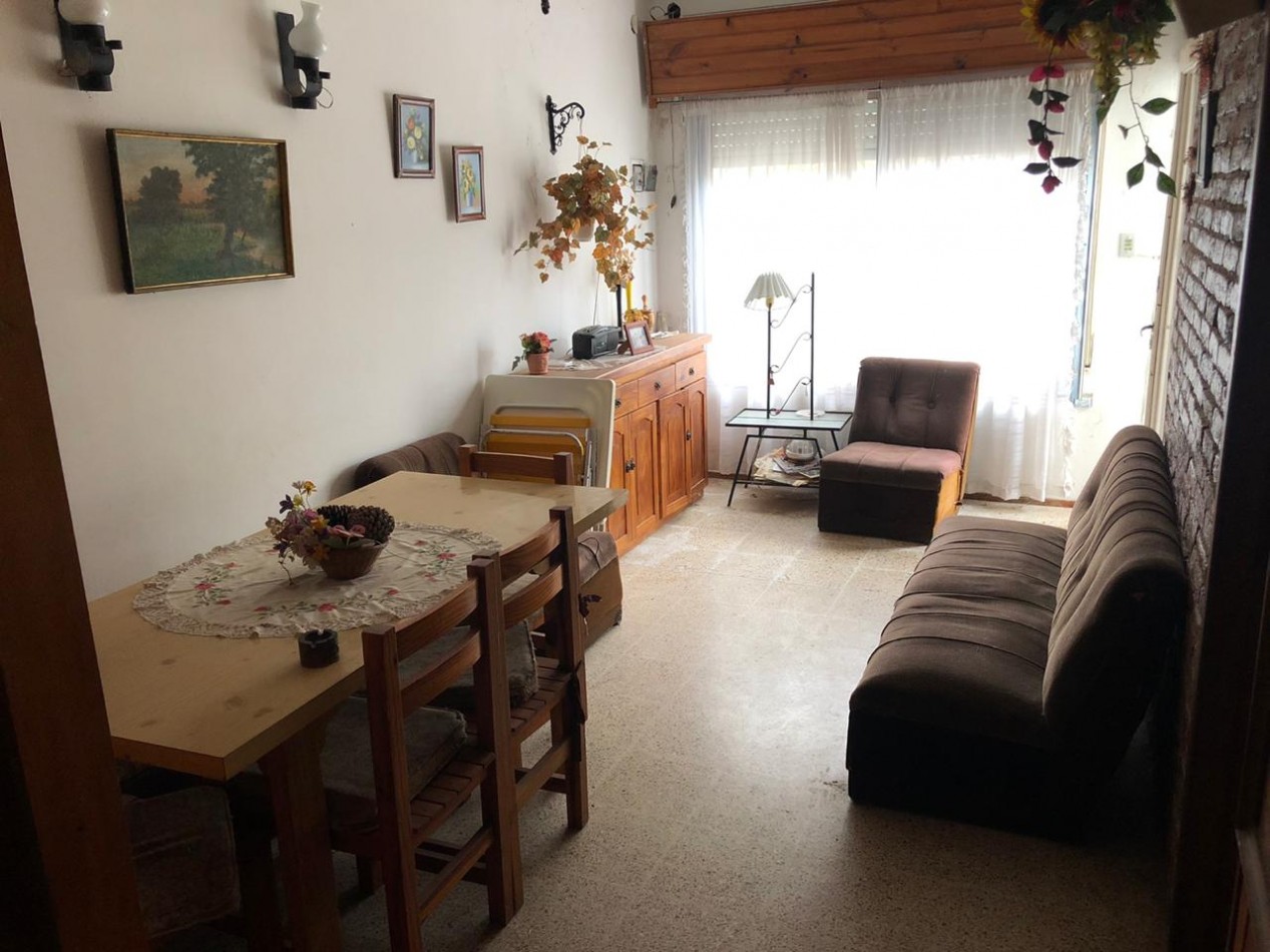 Chalet 3 ambientes - Calle 28 N°680 e/ 6 y 7 - V38