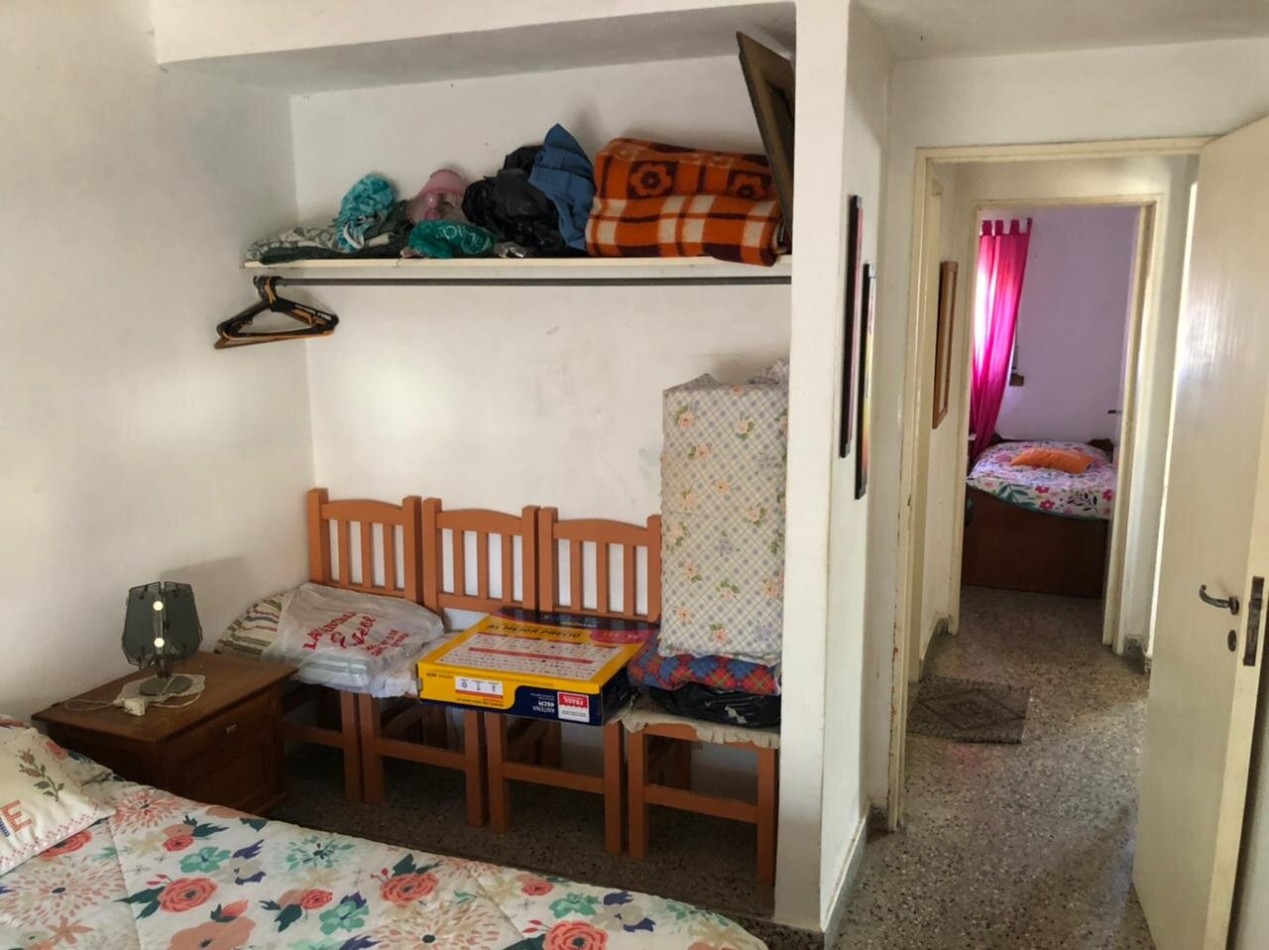 Chalet 3 ambientes - Calle 35 N°736 e/ 7 y 8 - V42