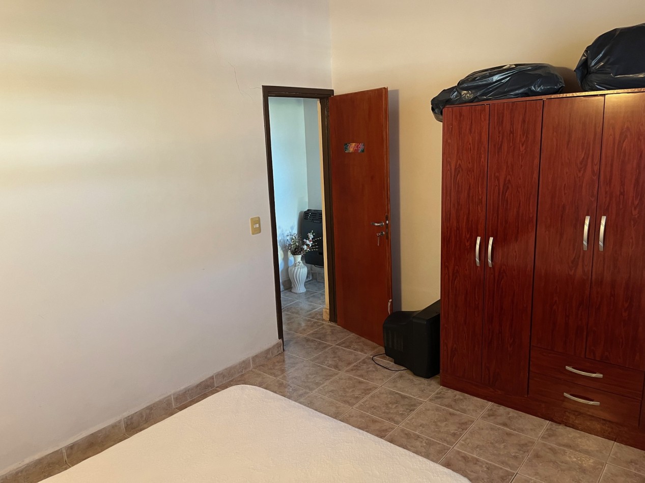 Chalet 4 ambientes - Calle 6 N°2048 e/ 47 y 48 - V5