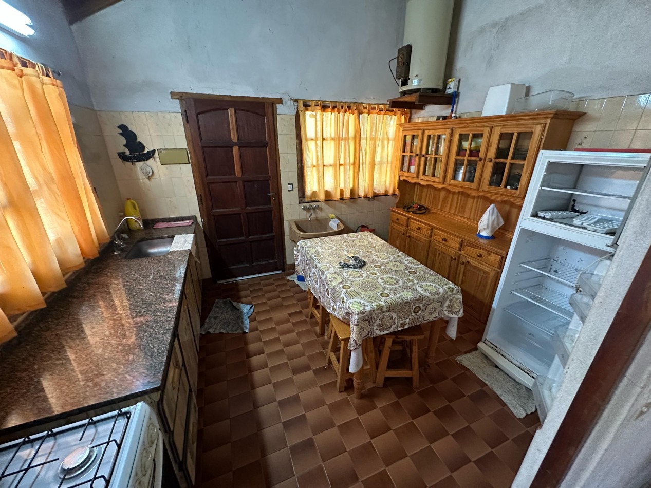 Chalet 4 ambientes - Calle Mendoza N°625 - V53