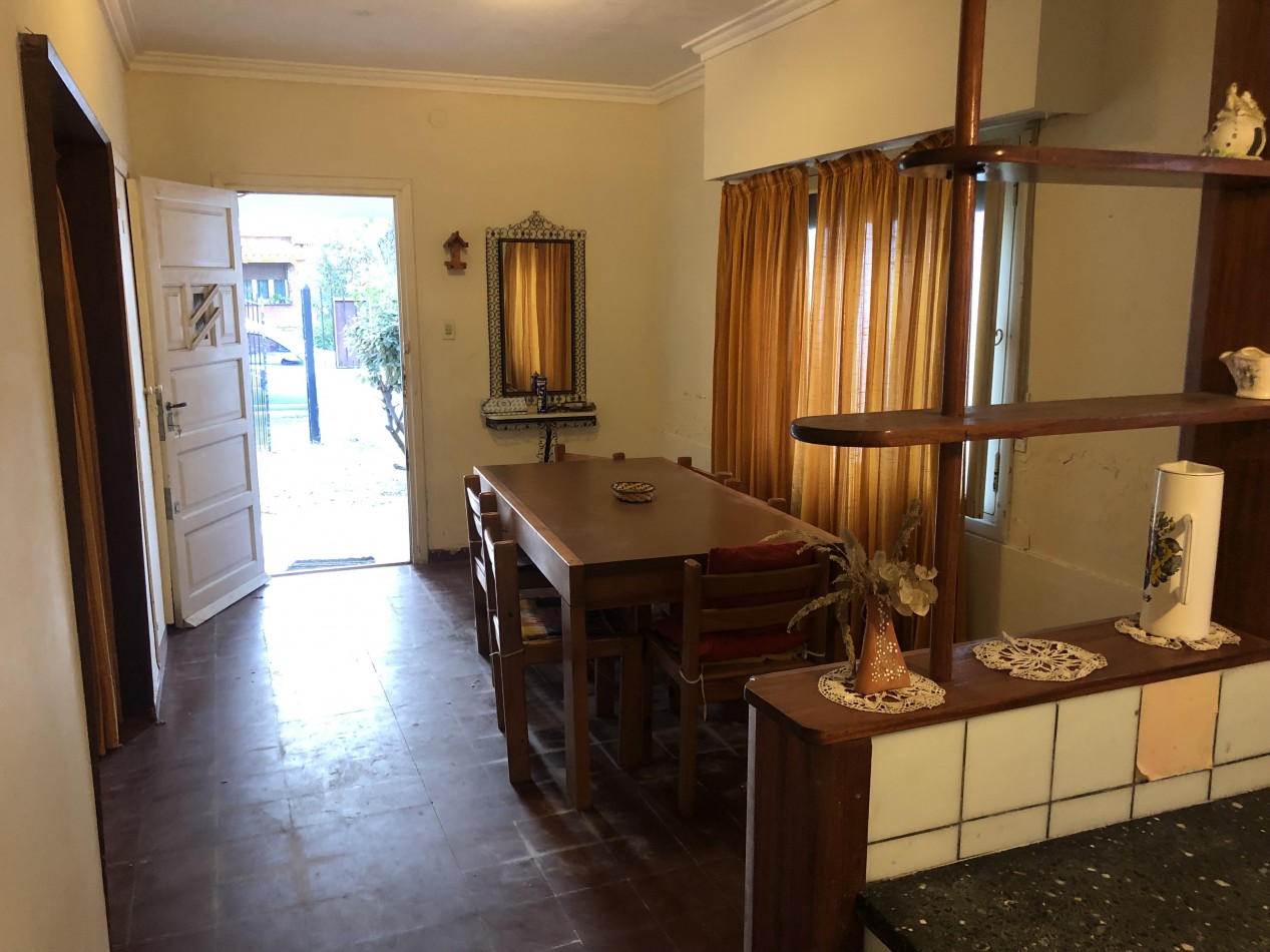 Chalet 4 ambientes - Calle 3 N°664 e/ 33 y 34 - V73