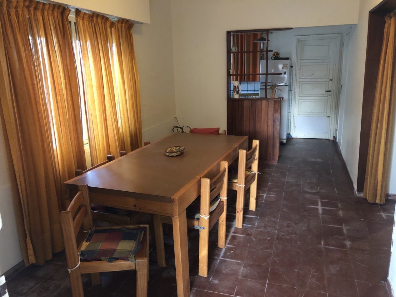 Chalet 4 ambientes - Calle 3 N°664 e/ 33 y 34 - V73