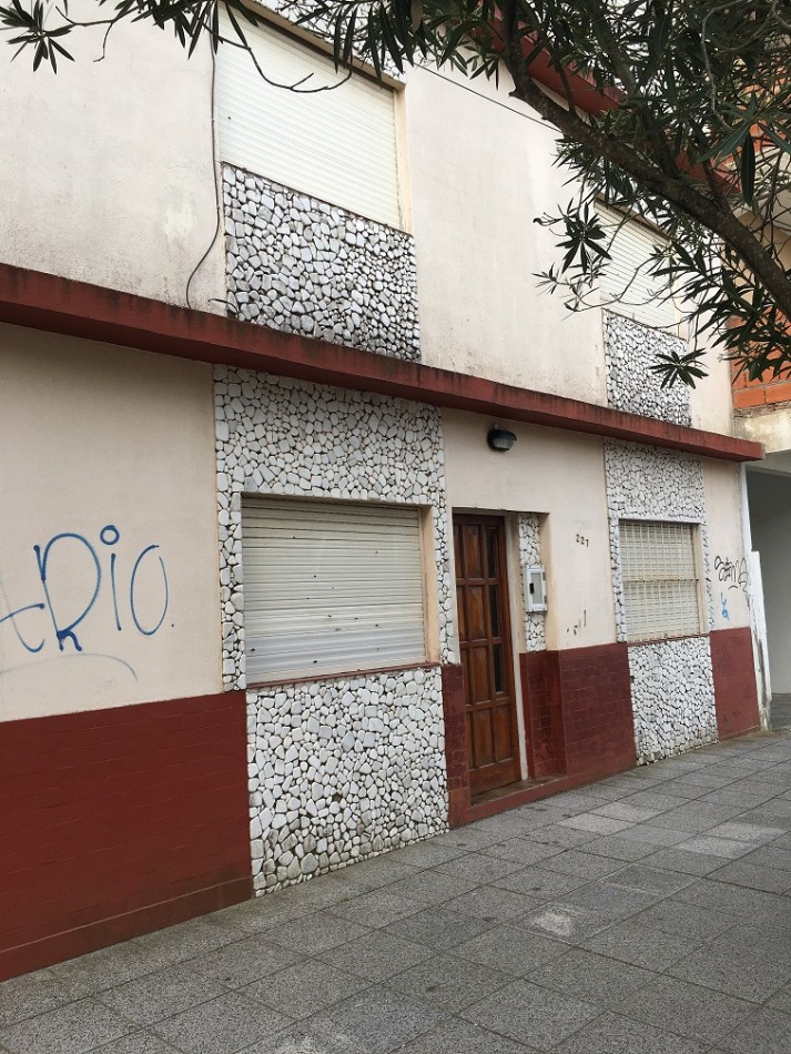 Depto. 2 ambientes - Diagonal 19 e/ 2 y 3 - V10