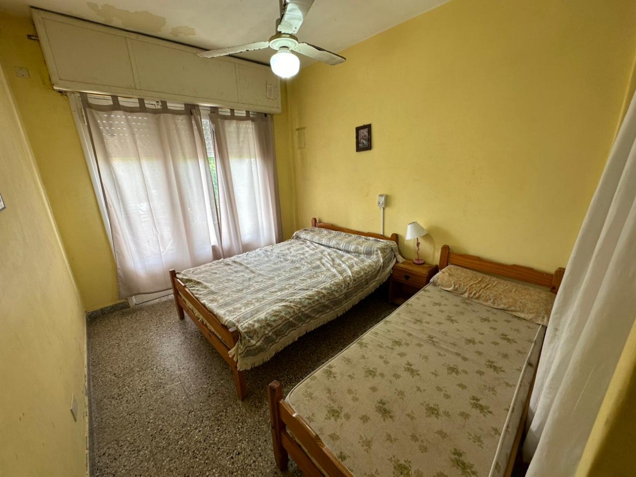Depto. 2 ambientes - Calle 4 e/ 34 y 35 - V8