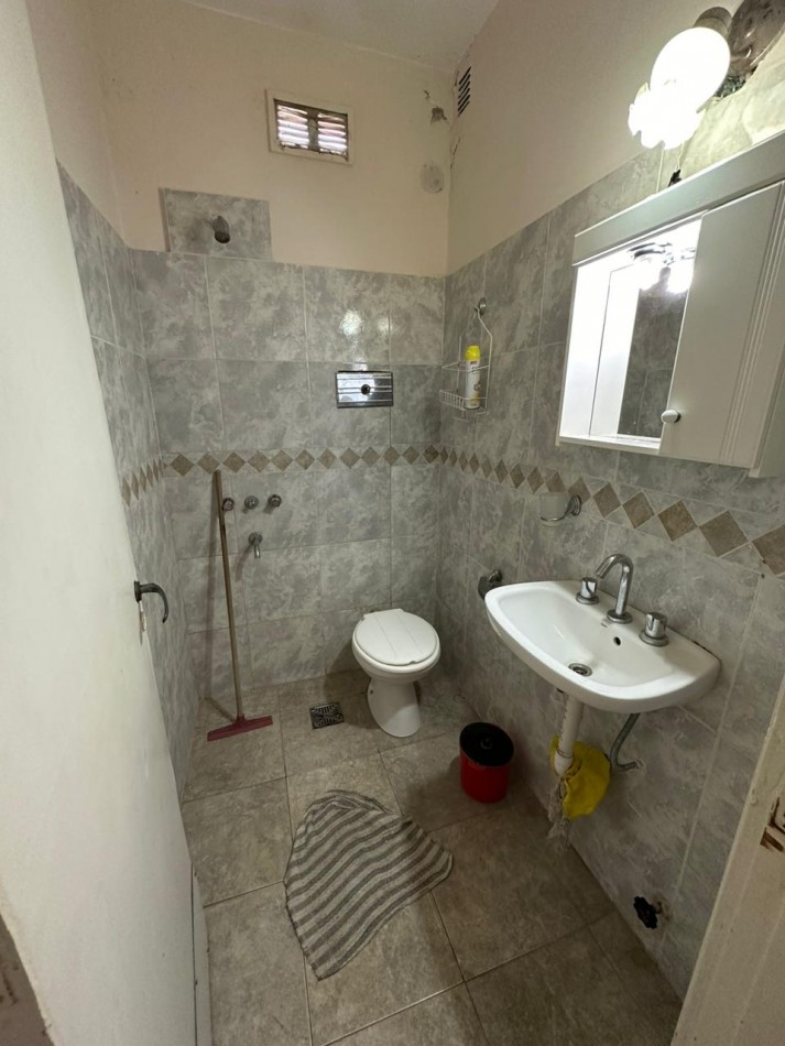 Depto. 2 ambientes - Calle 4 e/ 34 y 35 - V8