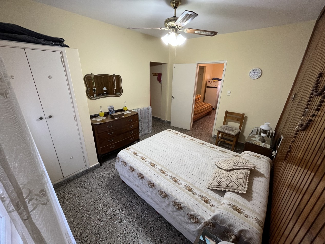 Depto. 2 ambientes - Calle 33 N°225 -V71