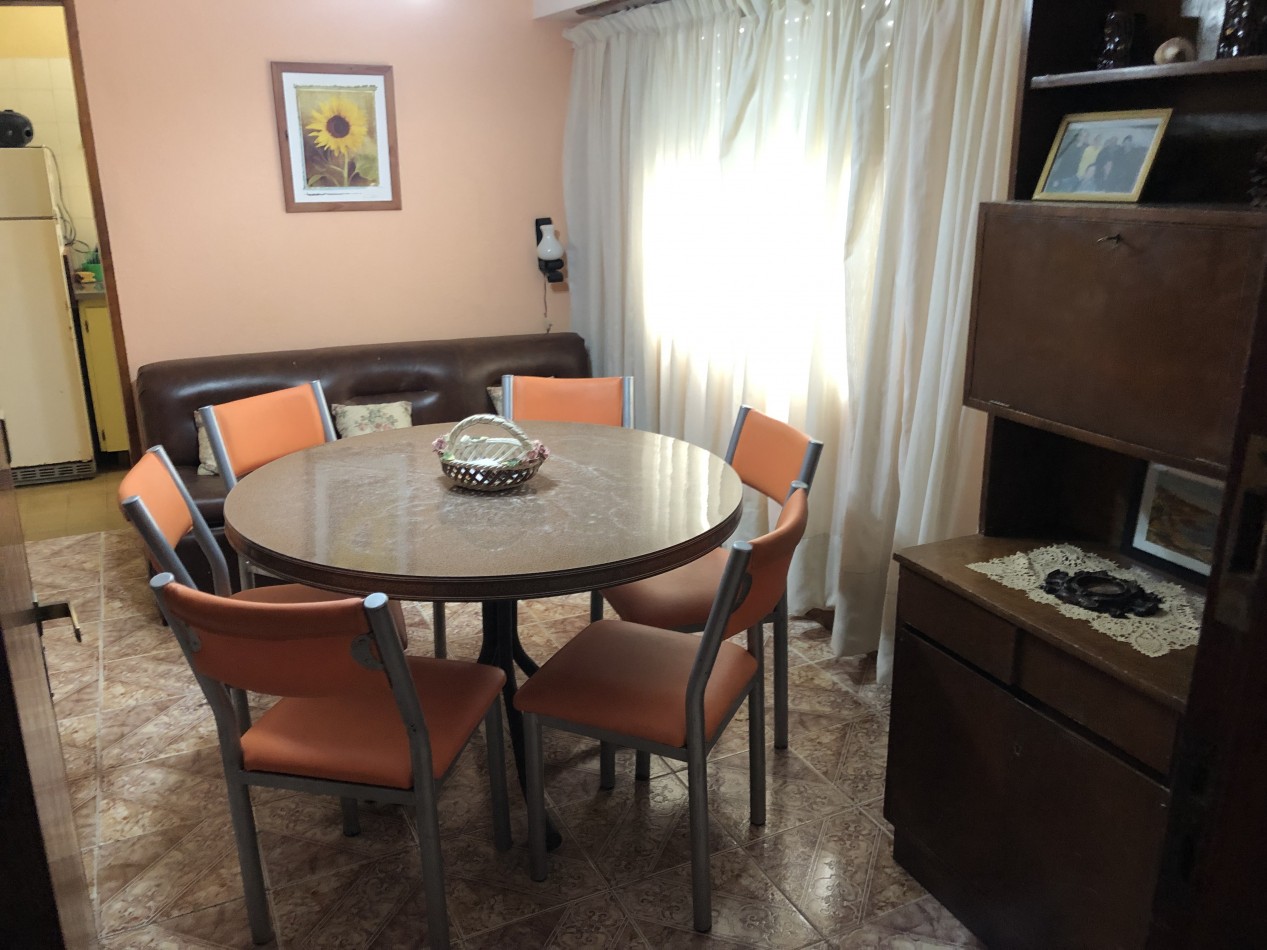 Depto. 2 ambientes - Calle 2 N°875 e/35 y 36 - V6
