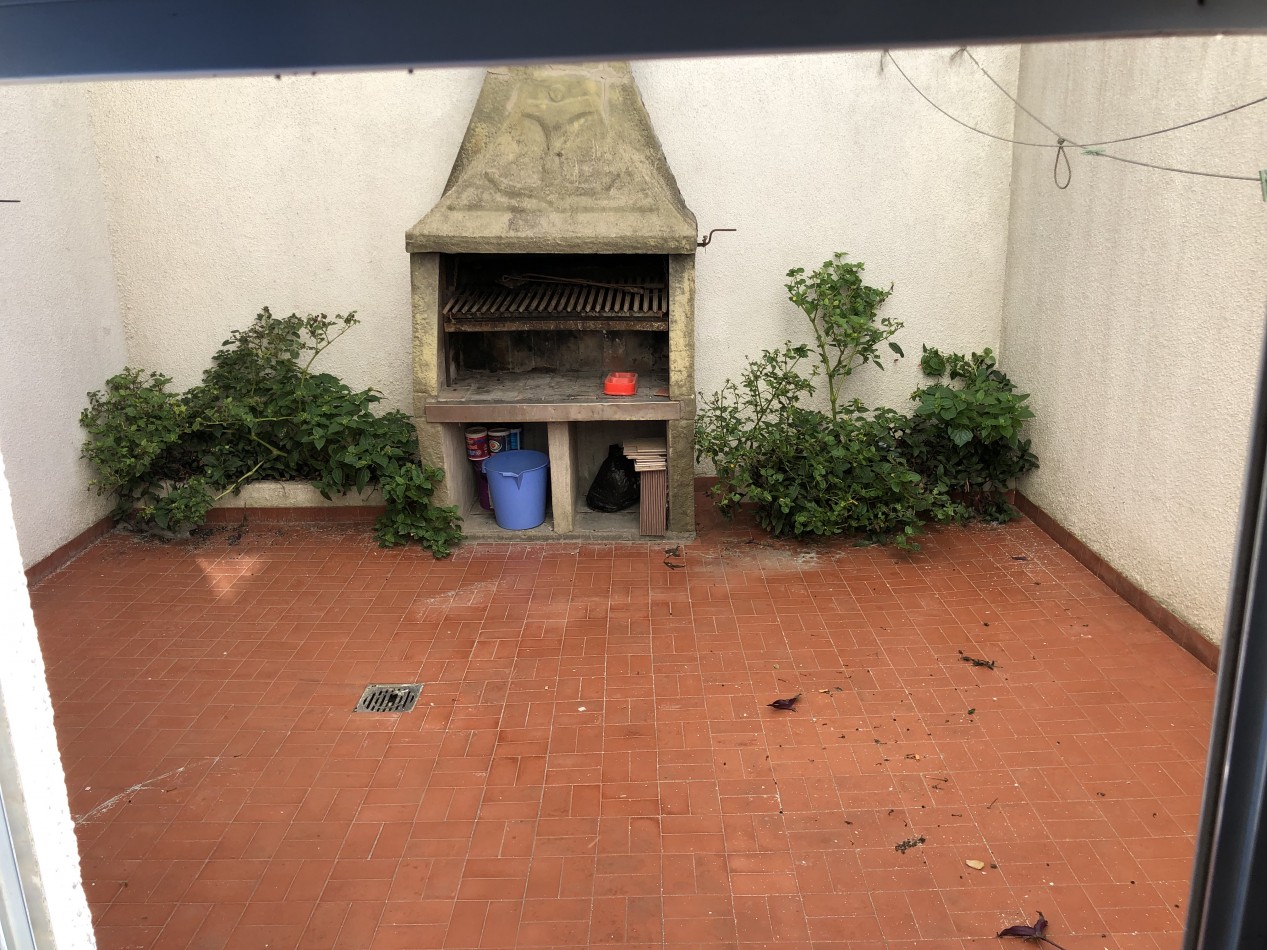 Depto. 2 ambientes - Calle 2 N°875 e/35 y 36 - V6