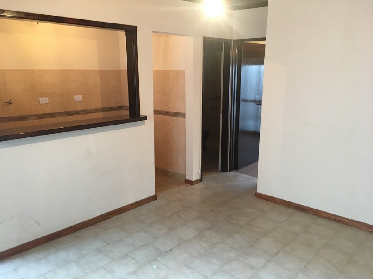  Depto. 2 ambientes - Calle 3 e/39 y 40 - V61A