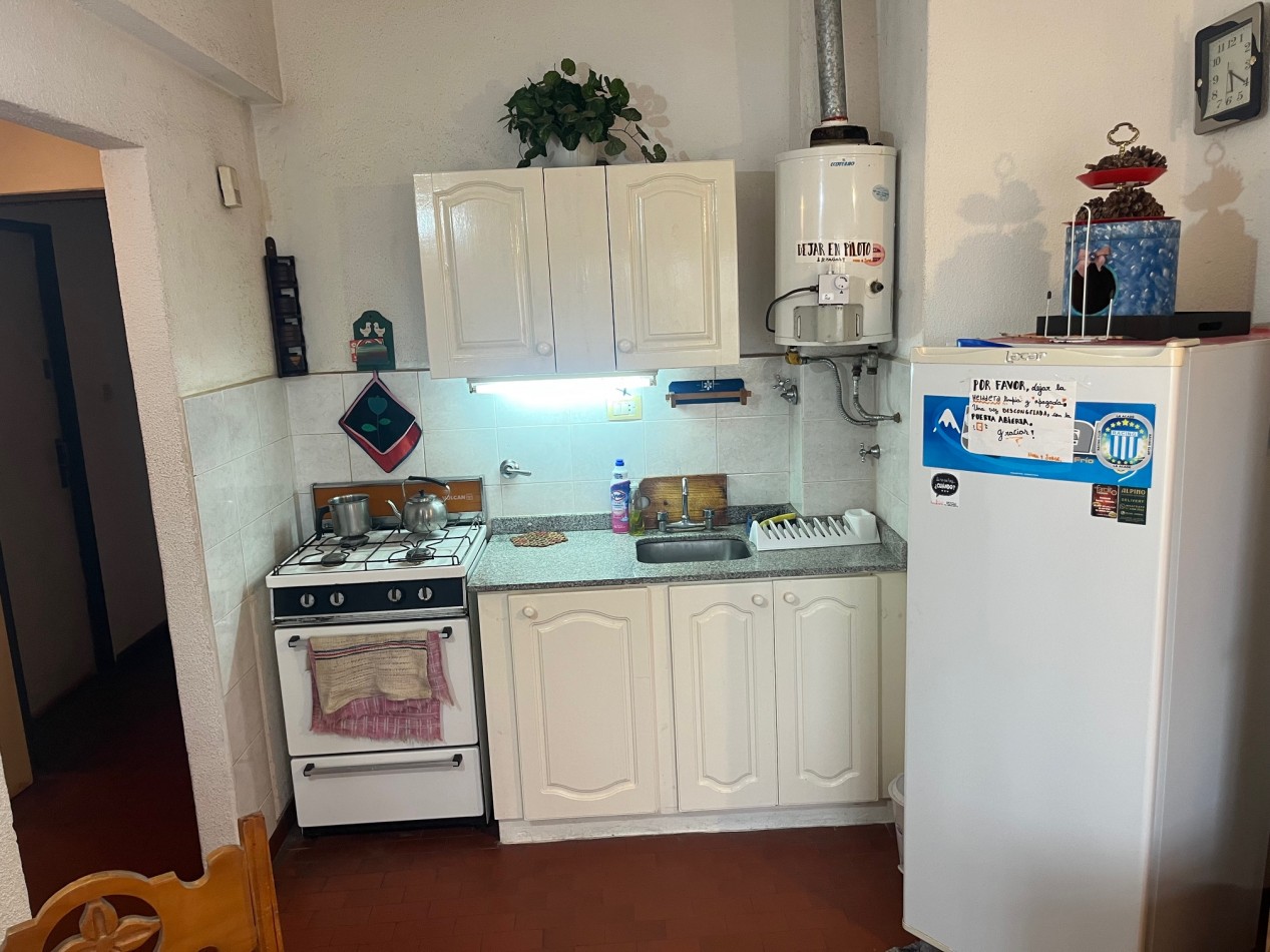 Depto. 2 ambientes - Calle 33 N°267-269 e/2 y 3 - V52