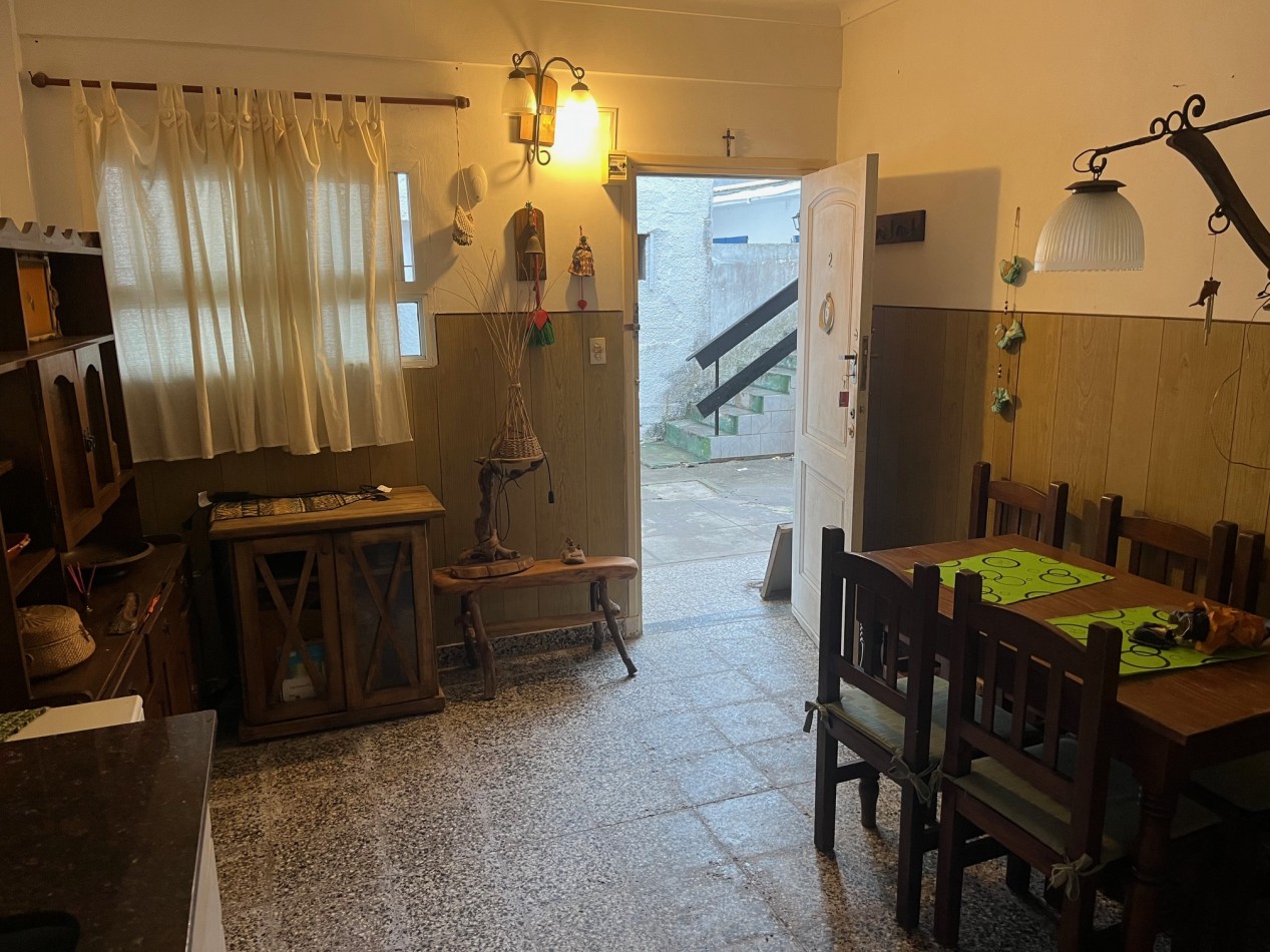 Depto. 3 ambiente - Calle 30 N°350 e/3 y 4 - V46