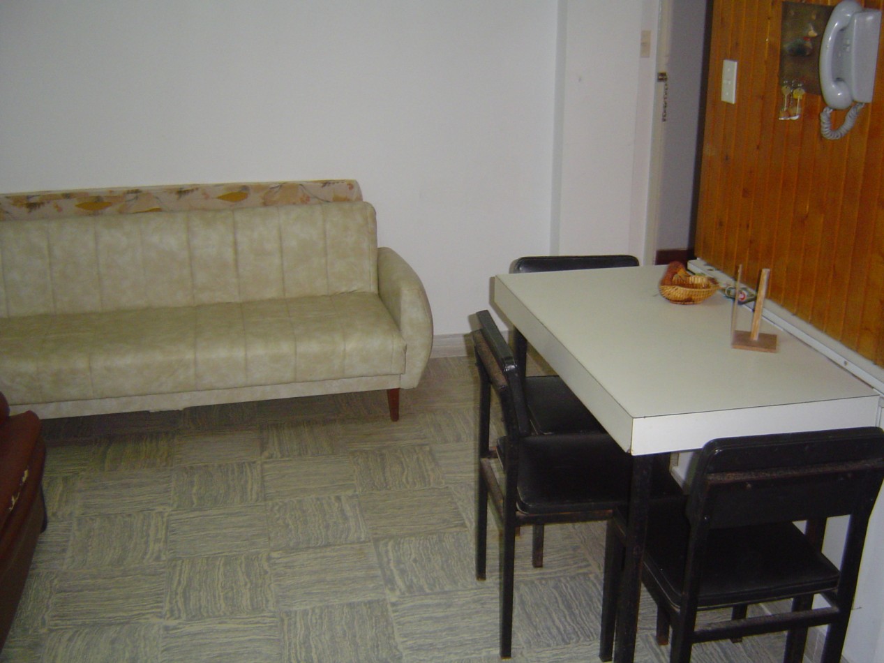 Depto. 2 ambientes - Av. Costanera e/27 y 28 - V41