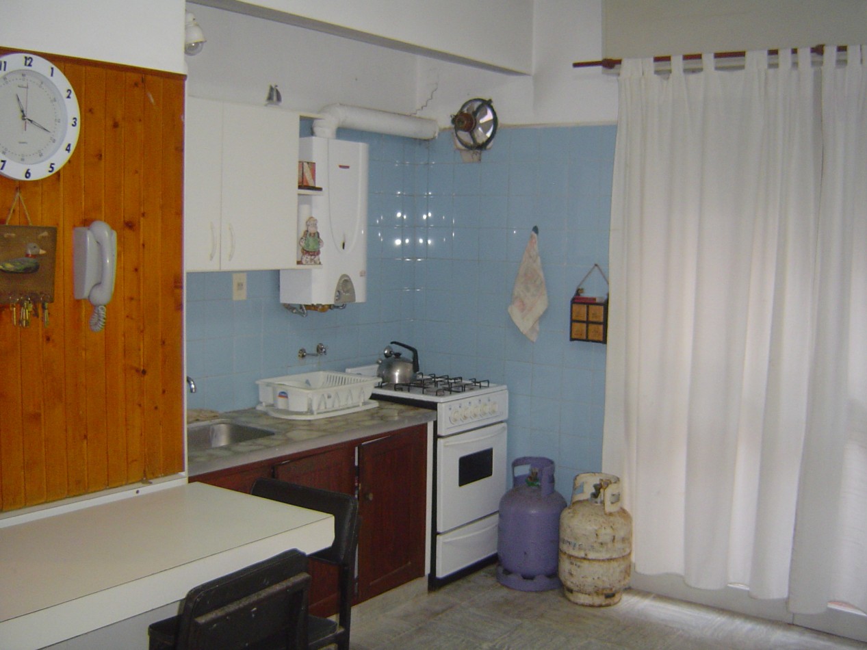 Depto. 2 ambientes - Av. Costanera e/27 y 28 - V41