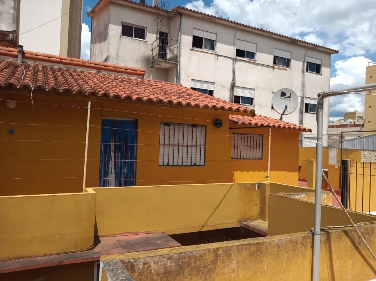 Depto. 2 ambientes - Calle 36 N°280 e/2 y 3 - V17