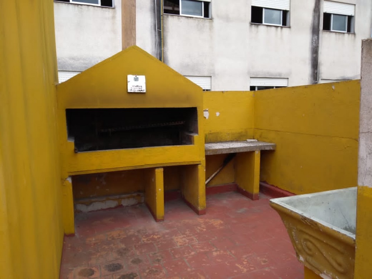Depto. 2 ambientes - Calle 36 N°280 e/2 y 3 - V17