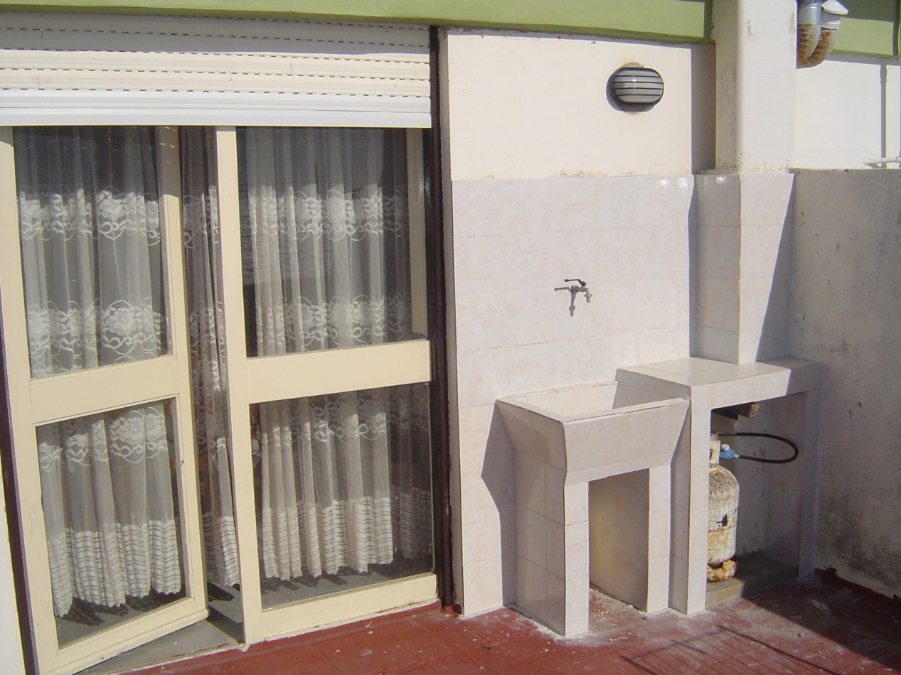 Depto. 2 ambientes - Costanera e/31 y 32 - V20