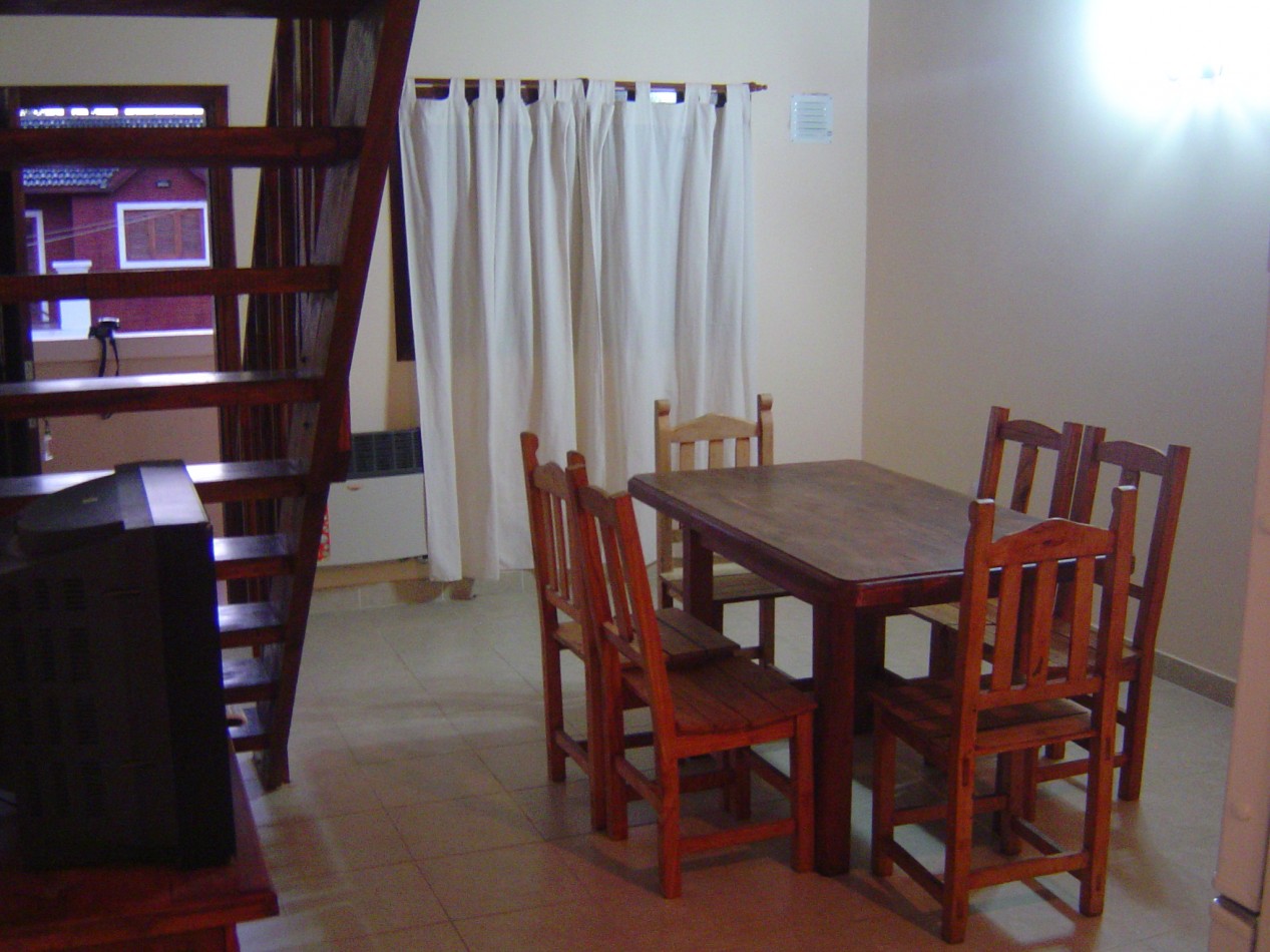 Depto. 2 ½ amb - Av. 32 e/ 7 y 8 - V23