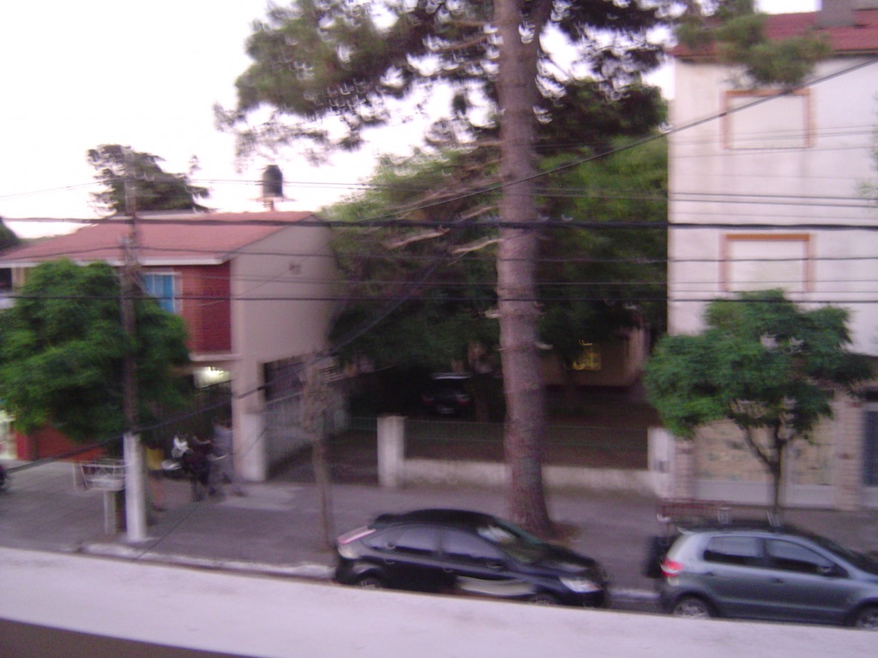 Depto. 2 ½ amb - Av. 32 e/ 7 y 8 - V23
