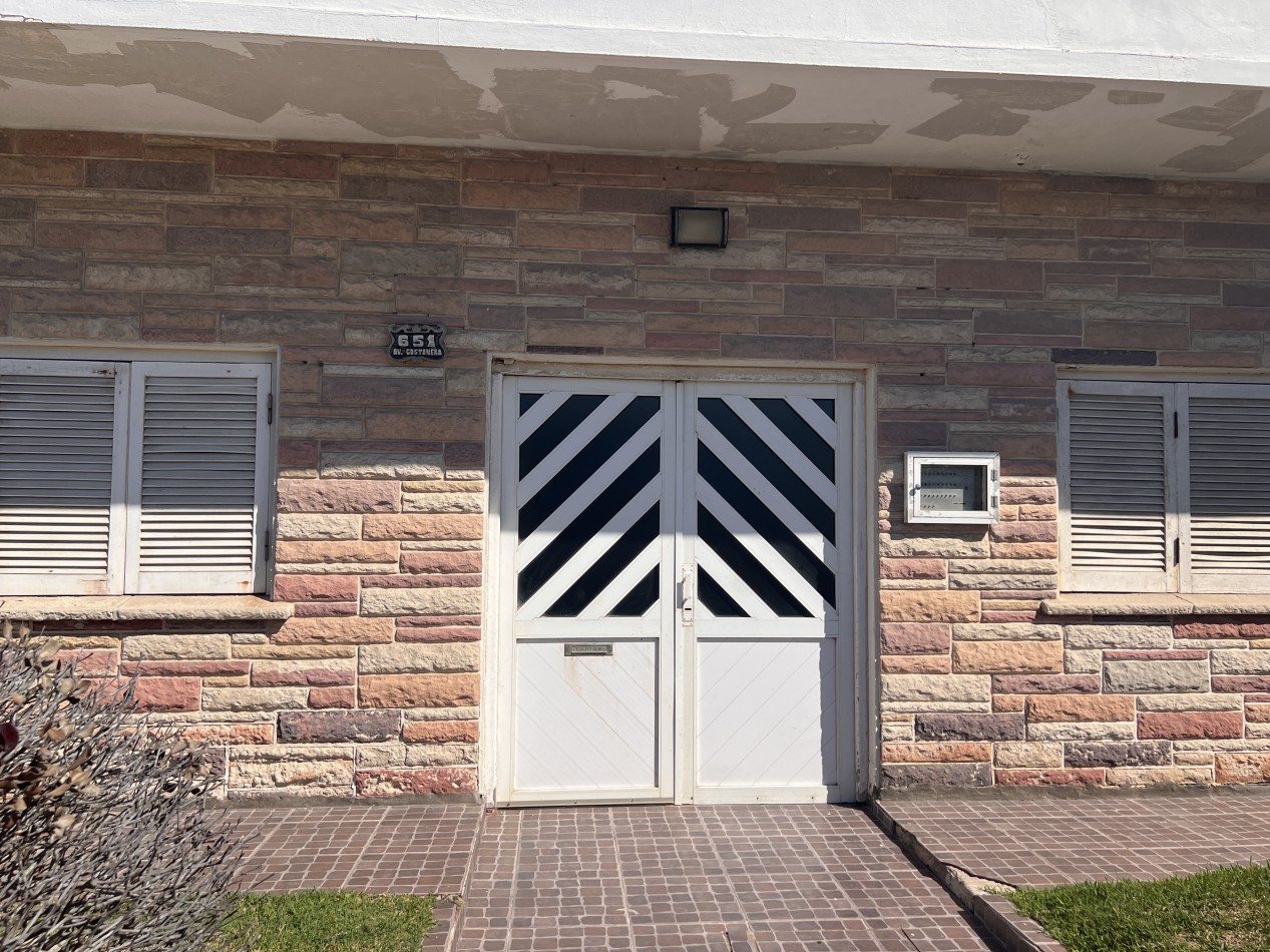 Depto. 3 ambientes - Av. Costanera N°651 - V27