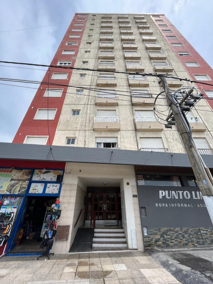  Depto. 1 ½ amb - Costanera N°709 esq. 34 - V28