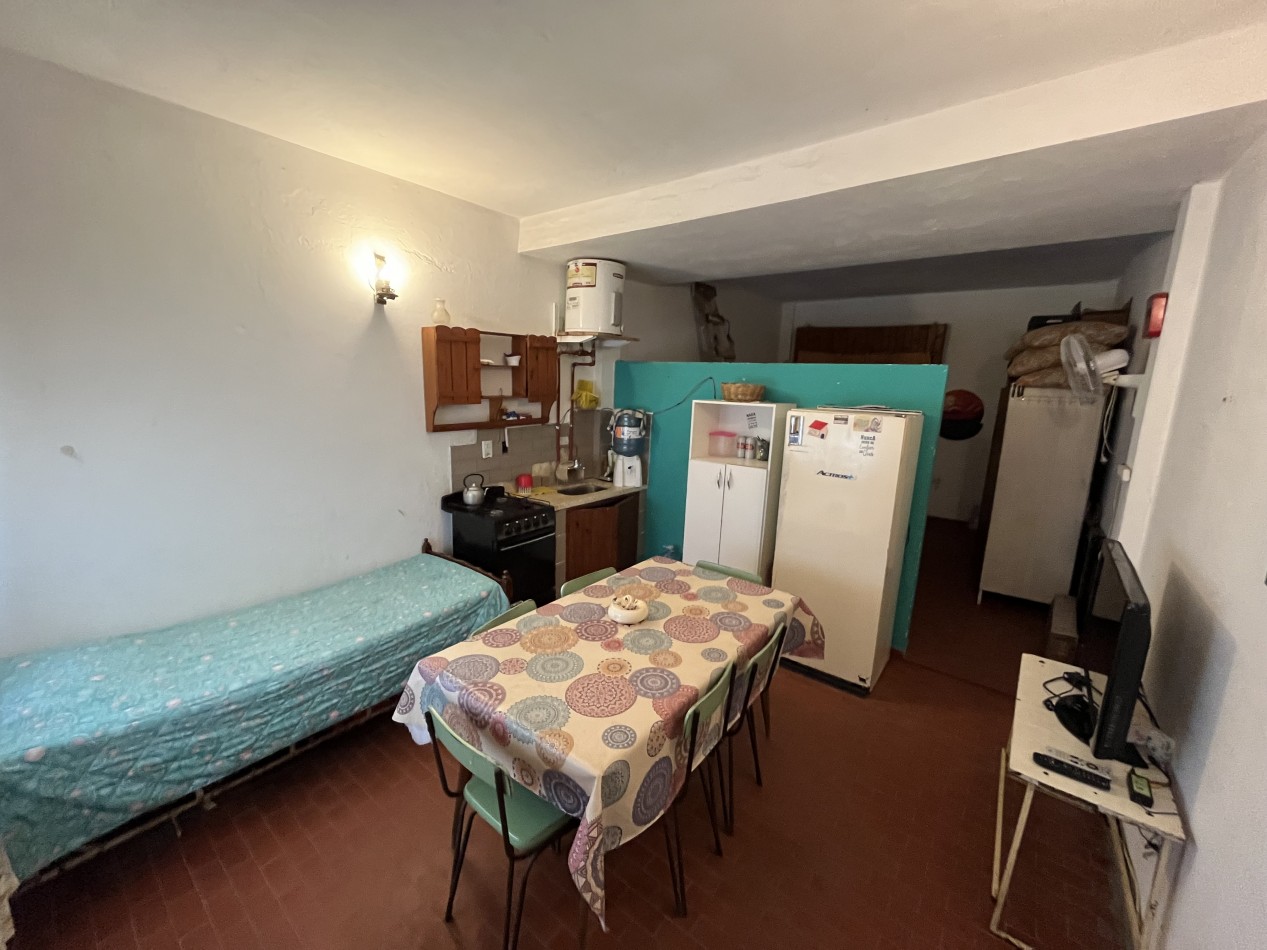 Casa 2 ambientes - Calle 48 N°1119 e/11 y 12 - V75