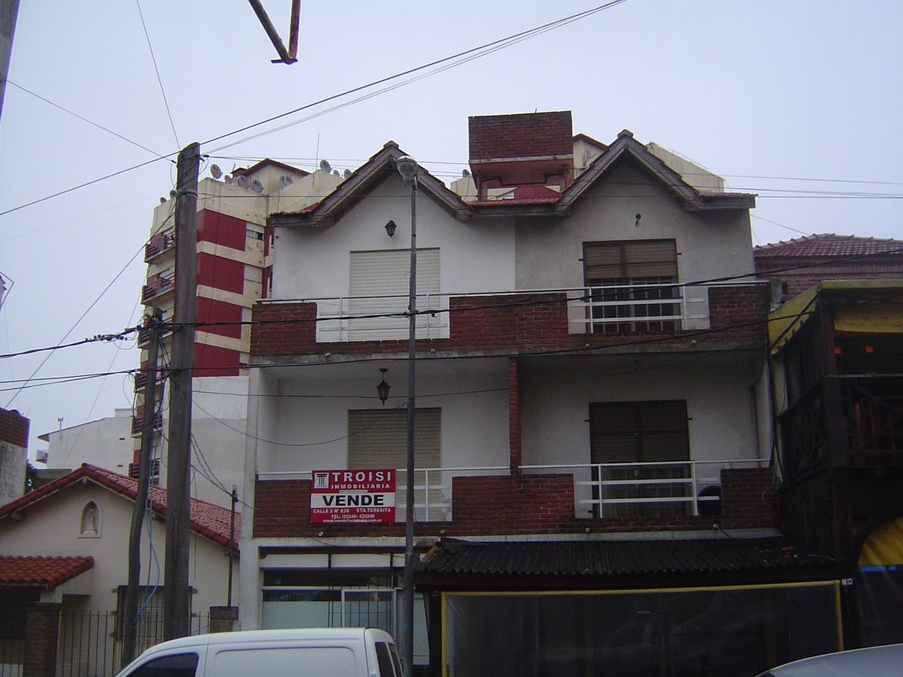 Duplex 3 ambientes - Calle 36 e/Costanera y 2 - V26