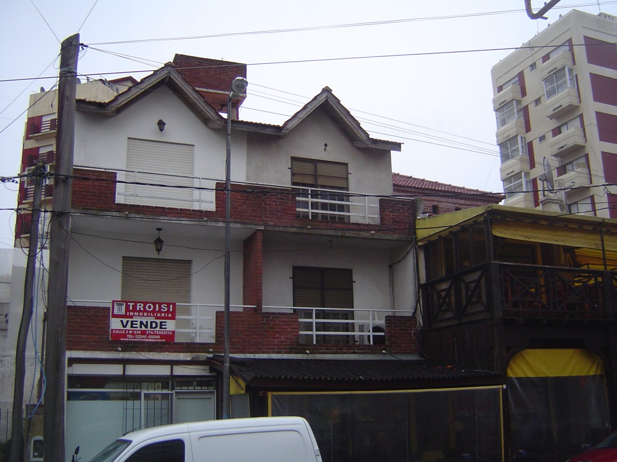 Duplex 3 ambientes - Calle 36 e/Costanera y 2 - V26
