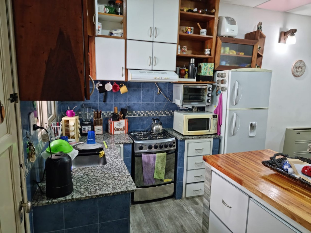 Chalet 4 ambientes - Calle 126 N°230 e/ 103 y 104 - V80