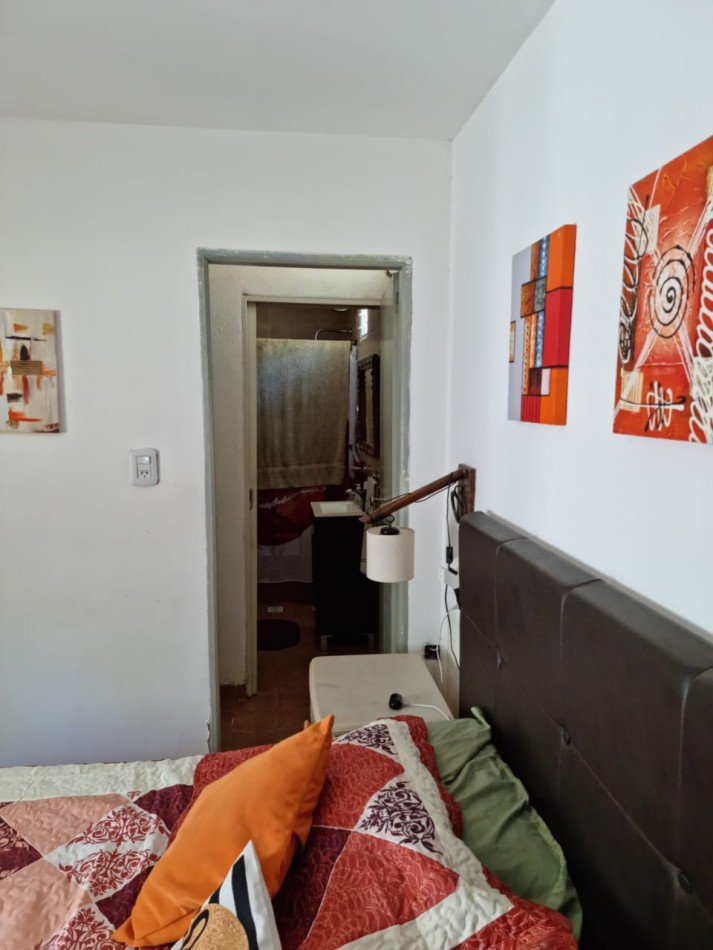 Chalet 4 ambientes - Calle 126 N°230 e/ 103 y 104 - V80