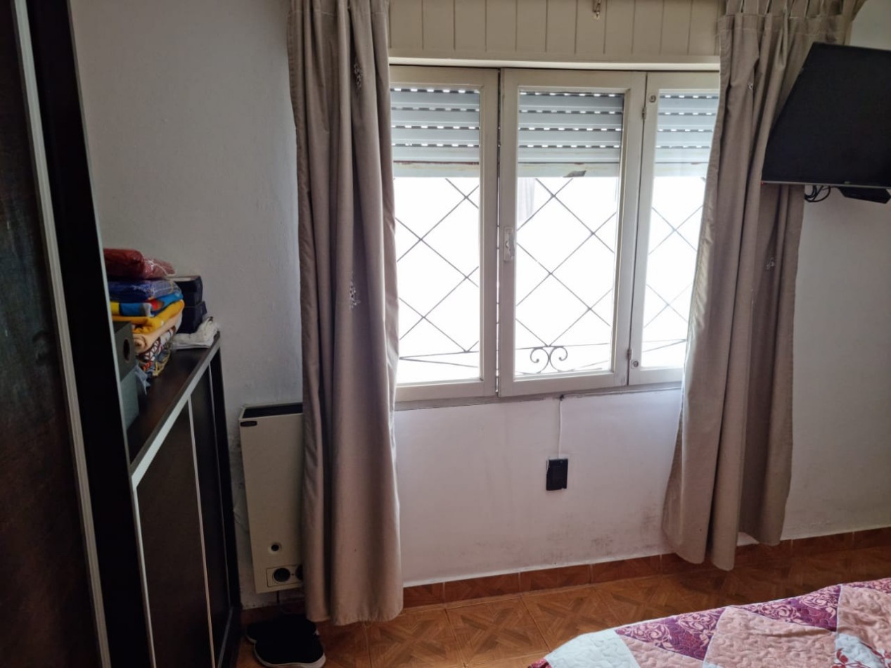 Chalet 4 ambientes - Calle 126 N°230 e/ 103 y 104 - V80