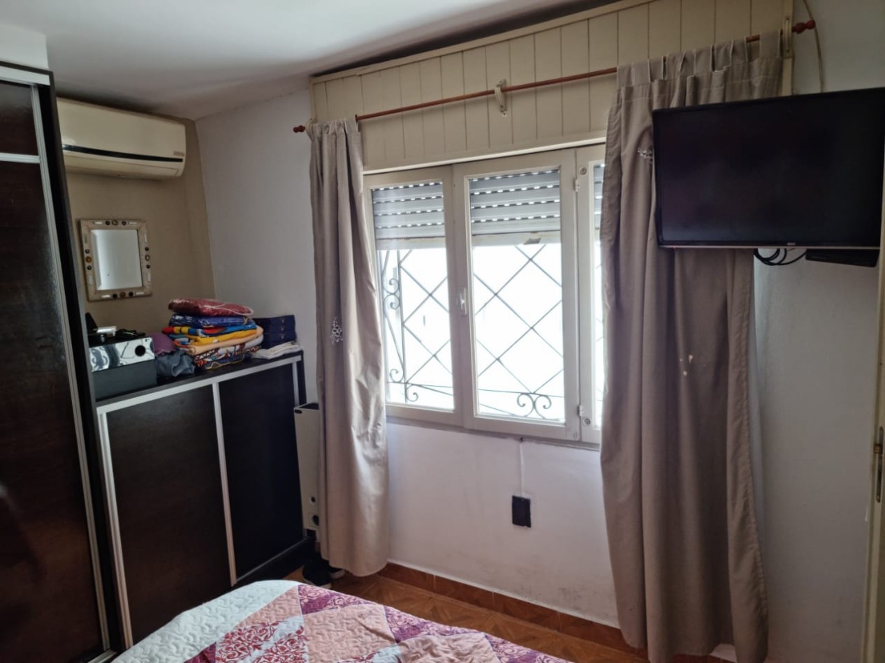 Chalet 4 ambientes - Calle 126 N°230 e/ 103 y 104 - V80