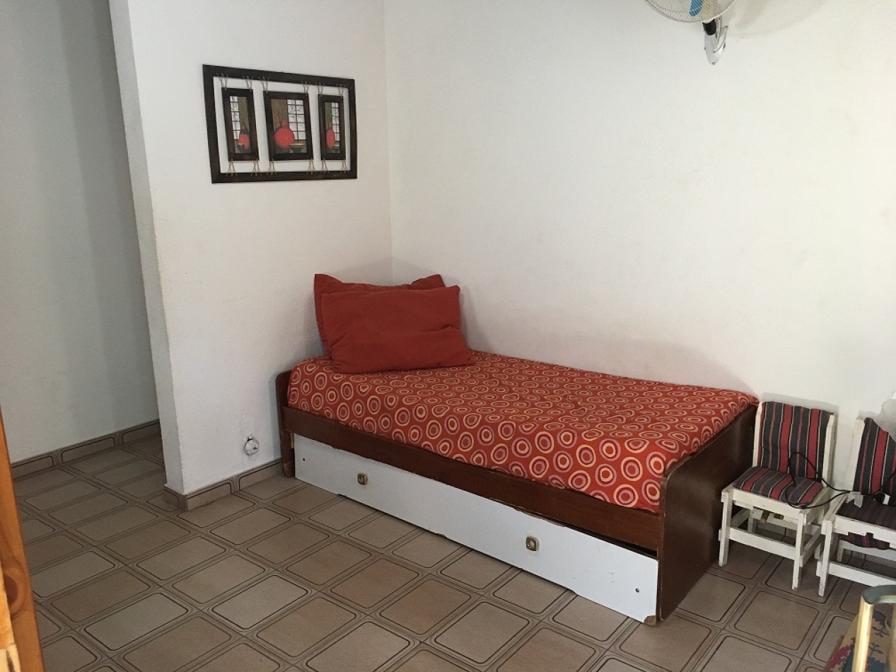 Chalet 3 ambientes - Calle 5 N°1548 e/ 42 y 43 - V32