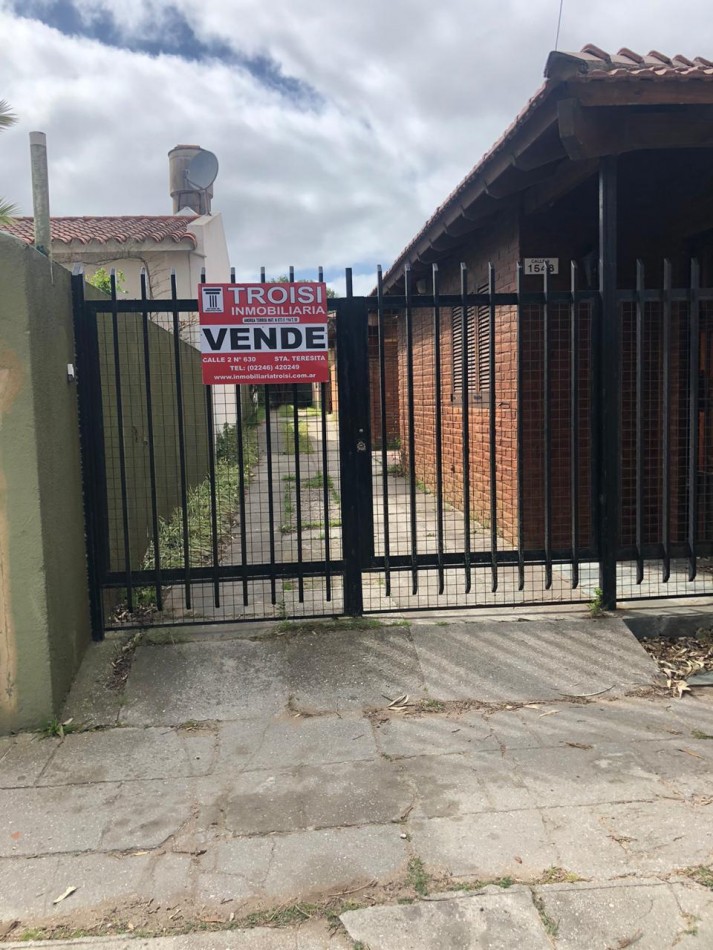 Chalet 3 ambientes - Calle 5 N°1548 e/ 42 y 43 - V32