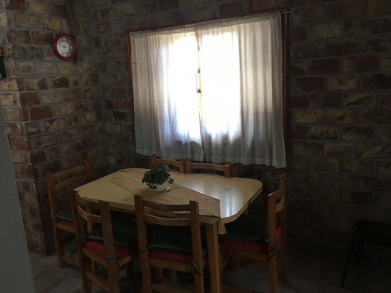 Chalet 3 ambientes - Calle 5 N°1548 e/ 42 y 43 - V32