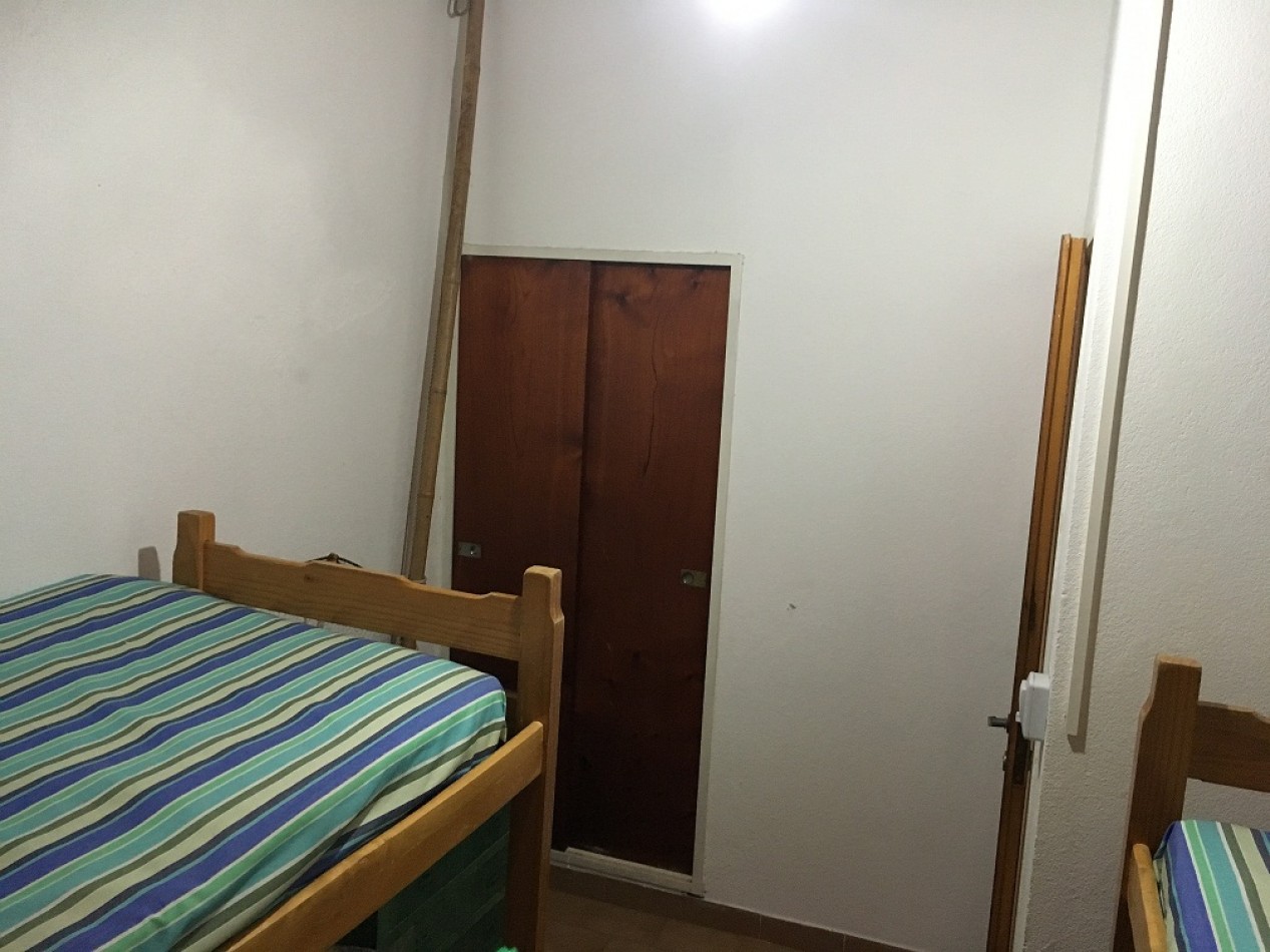 Chalet 3 ambientes - Calle 5 N°1548 e/ 42 y 43 - V32