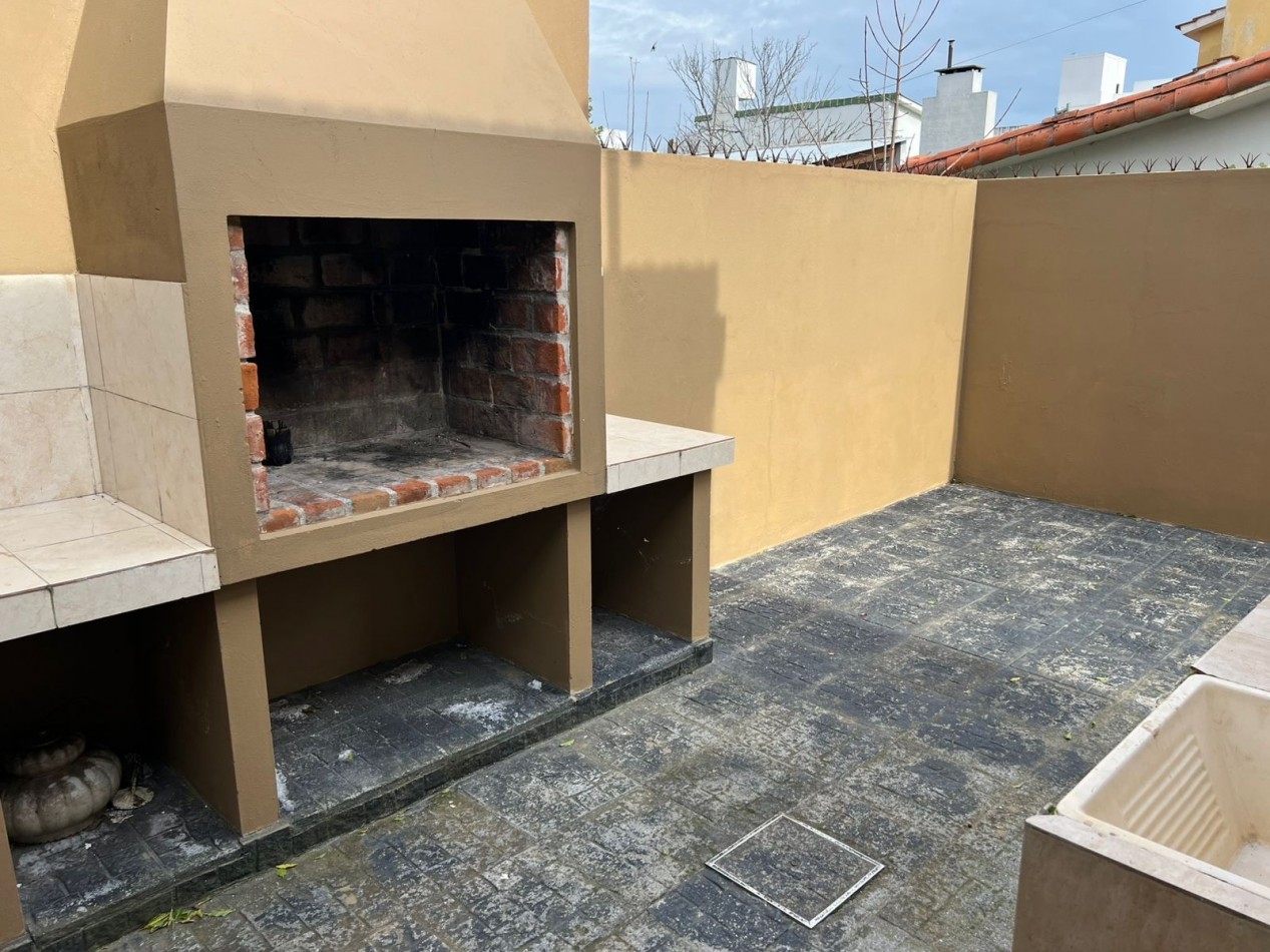 Chalet de 3 ambientes - Calle 29 e/ 6 y 7 - 293